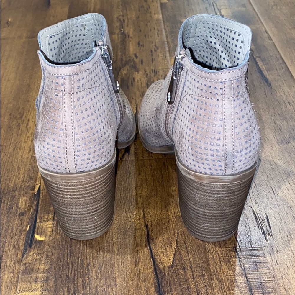 DV Booties - Picture 3 of 9